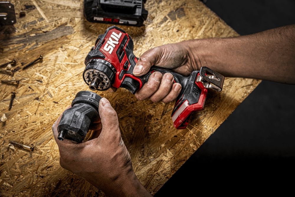 SKIL 3066 CA akkuporakone vaihdettavilla istukoilla