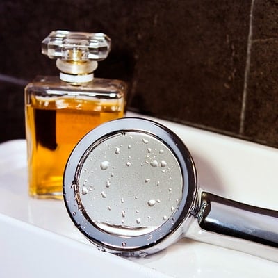 Suihkupaa Aroma Sense PR-SJW suodattaa kalkkia j rautaa